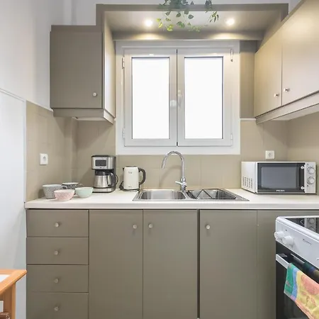 Apartment Supreme With Balcony By Cloudkeys